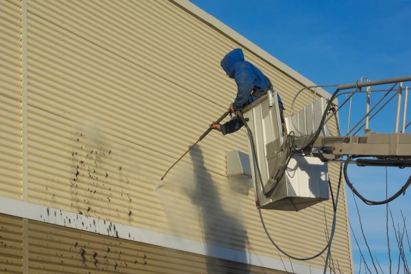 Cost of Cladding Cleaning in Petaluma