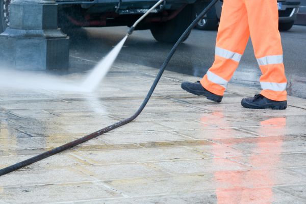 Cost of Concrete Jet Washing in Petaluma