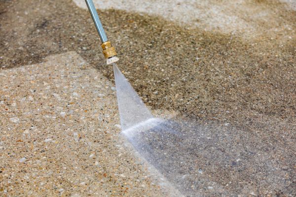 Cost of Driveway Pressure Cleaning in Petaluma