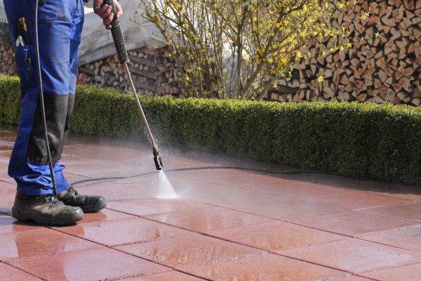 Cost of Driveway Pavers Cleaning in Petaluma