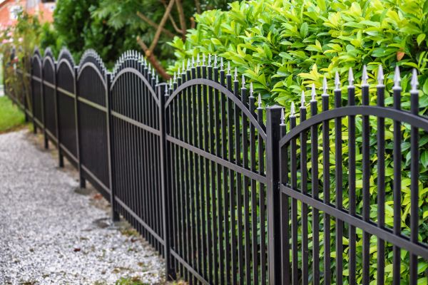 Cost of Iron Fence Pressure Washing in Petaluma