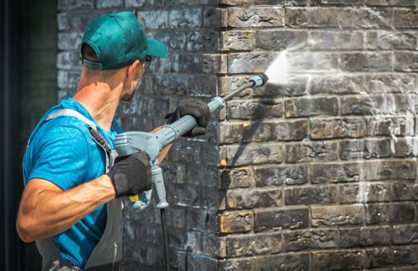 Cost of Brick Wall Cleaning in Petaluma