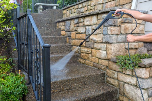 Cost of Jet Washing Service in Petaluma