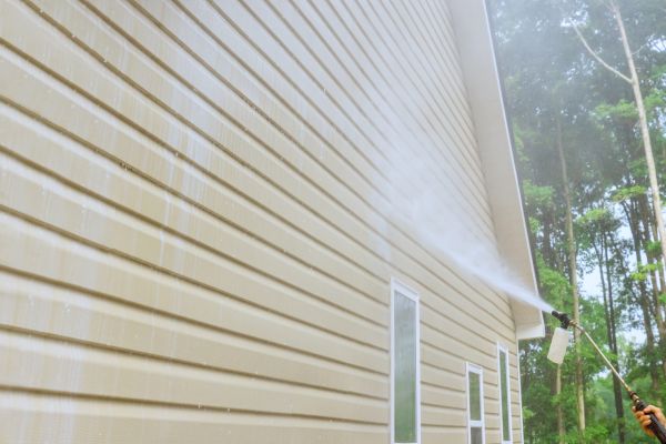 Cost of Home Exterior Washing in Petaluma