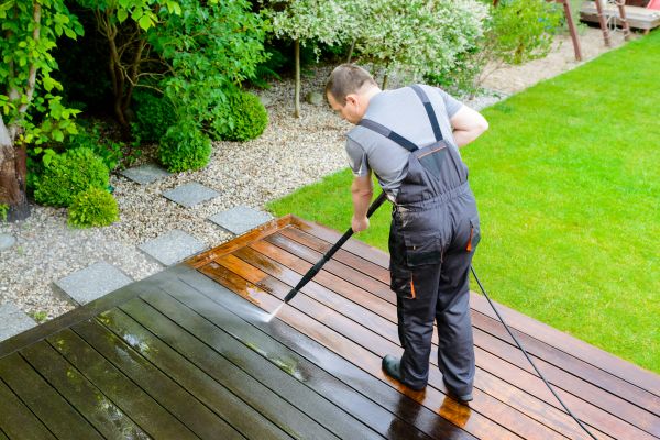 Cost of Deck And Patio Cleaning in Petaluma
