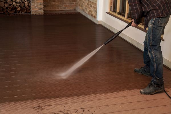 Cost of Porch Pressure Cleaning in Petaluma
