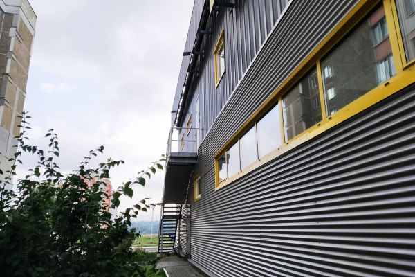 Cost of Aluminum Siding Cleaning in Petaluma
