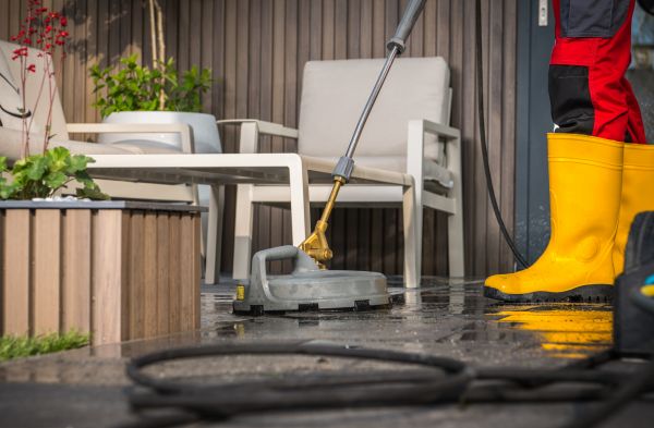 Cost of Townhouse Patio Cleaning in Petaluma