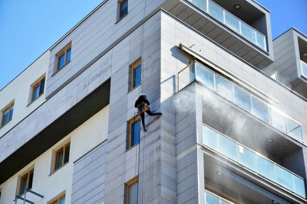 Cost of Condo Pressure Washing in Petaluma