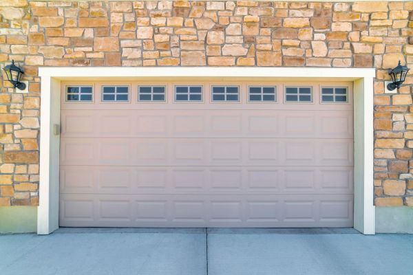 Cost of Garage Exterior Cleaning in Petaluma